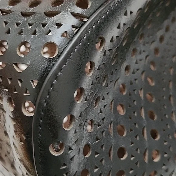 Alaia rose marie - Picture 9 of 11